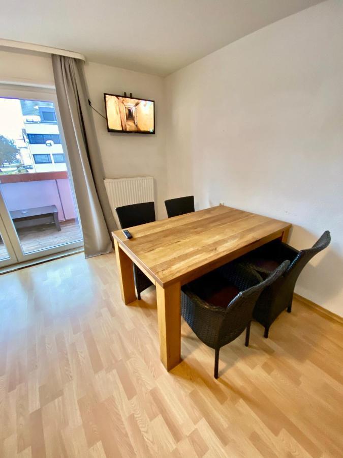 Gemuetliches Wg-Zimmer 4, Zentral In Ravensburg Apartment Ngoại thất bức ảnh
